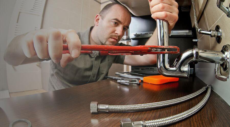 Local expert plumbing services in Switz City, IN